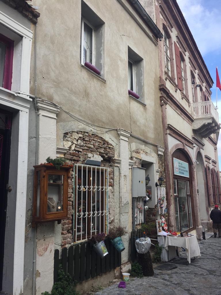 Urla Sanat Sokağı akşamüstü görünüm